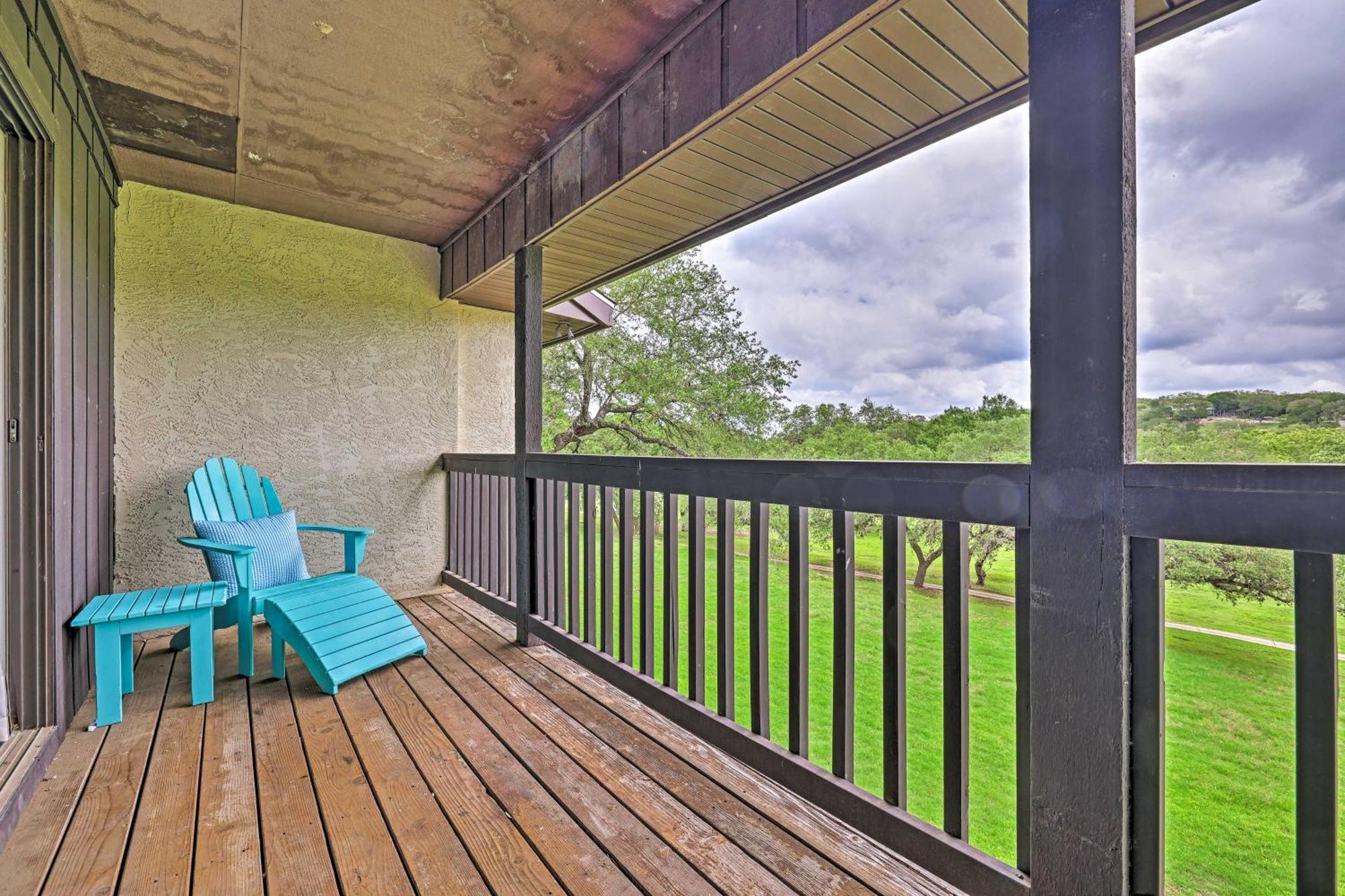 Modern Lakeside Golf Course Retreat With Deck! แคนยอนเลค ภายนอก รูปภาพ